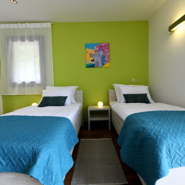Zimmer, MDA115, Ferienhäuser zur Vermietung in Pula Pula
