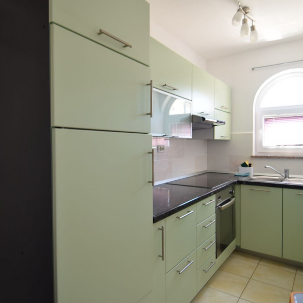 Zimmer, Ferienhaus f&uuml;r eine Gro&szlig;familie, bis 20 Personen, Ferienh&auml;user zur Vermietung in Pula Pula