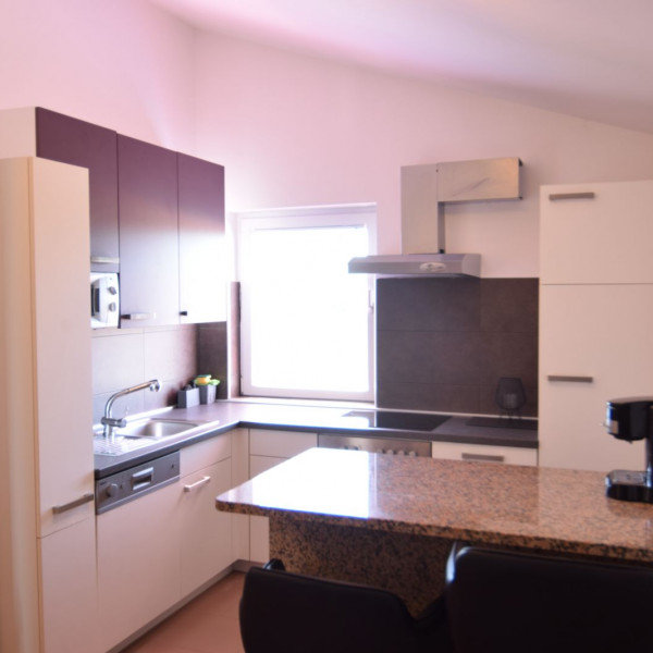 K&uuml;che, Ferienhaus f&uuml;r eine Gro&szlig;familie, bis 20 Personen, Ferienh&auml;user zur Vermietung in Pula Pula