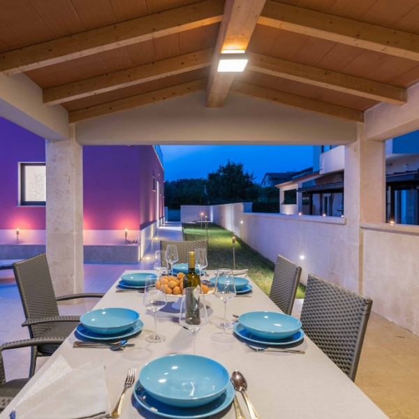 JAD104, Case Vacanze in Affitto a Pola Pula