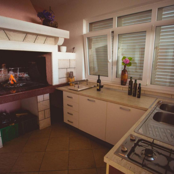 Küche, ORE120, Ferienhäuser zur Vermietung in Pula Pula