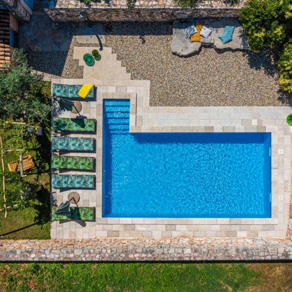 Ferienhaus im traditionellen istrischen Stil, Najam kuća za odmor u Puli Pula