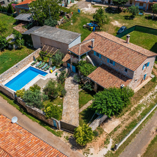 Ferienhaus im traditionellen istrischen Stil, Ferienh&auml;user zur Vermietung in Pula Pula