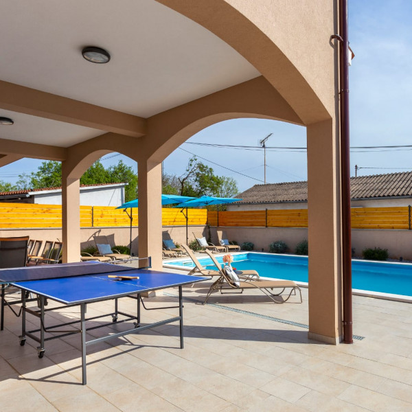 PUL111, Case Vacanze in Affitto a Pola Pula