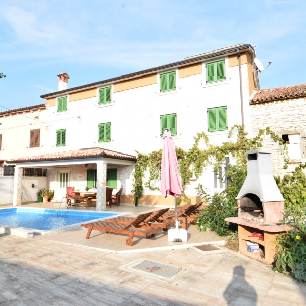 Villa in ländlicher Umgebung, Ferienhäuser zur Vermietung in Pula Pula