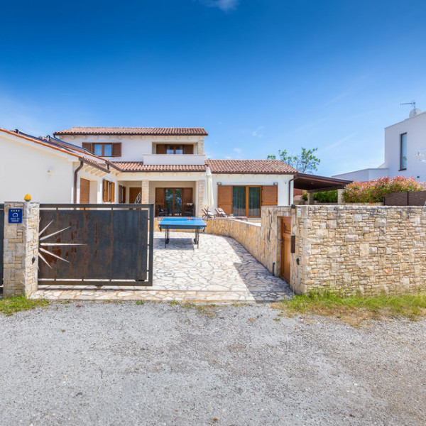 VOD107, Case Vacanze in Affitto a Pola Pula