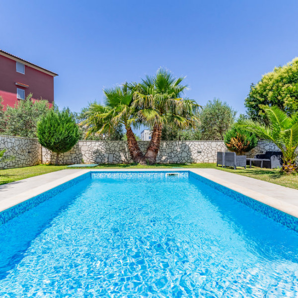 Ferienhaus in Strandnähe, Najam kuća za odmor u Puli Pula