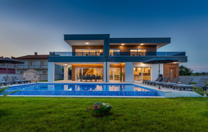 Our Most Beautiful Homes, Holiday Homes for Rent in Pula Pula Our Most Beautiful Homes, Holiday Homes for Rent in Pula Pula